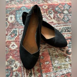 Like new Toms Women’s Jutti Neat Flat